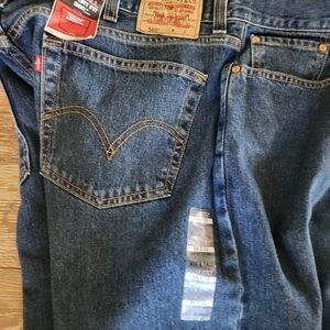 Levi's 560 Comfort fit. Tapered leg.  Big and Tall 44 x 32. New with tags.